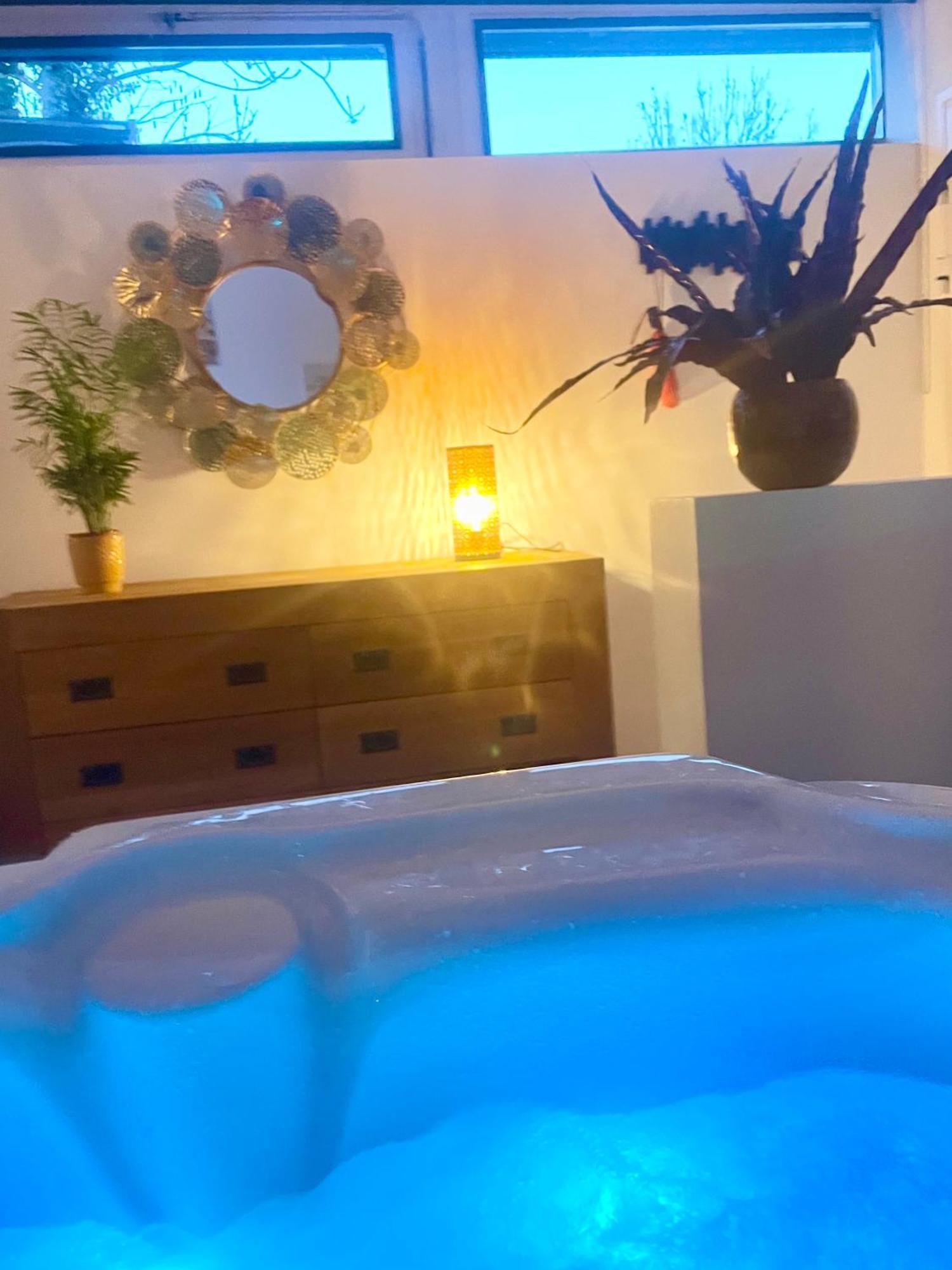 Loft Avec Jacuzzi Et Terrasse Prives Apartment Sevrier Luaran gambar